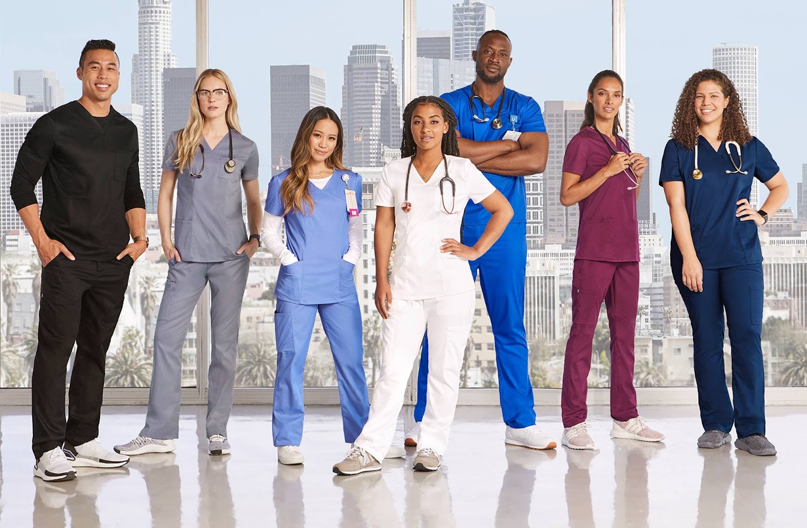 What’s the Difference Between Men’s and Women’s Scrubs?